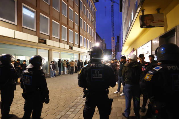 Generation Z nationwide demonstration Members of the Generation Z movement clash with the police during a nationwide demonstration at the White Tower (Weisser Turm) in Nuremberg, Germany. Thousands of young protesters took to the streets across 23 German cities to demand more political influence, better education, decisive climate action, and affordable living, while protesting against budget cuts and military conscription. October 31th, 2026 Photo by Davide Elias Copyright: xDavidexEliasx