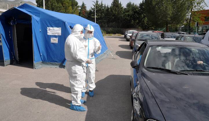 Coronavirus in Italien, Drive In Teststation in Palermo