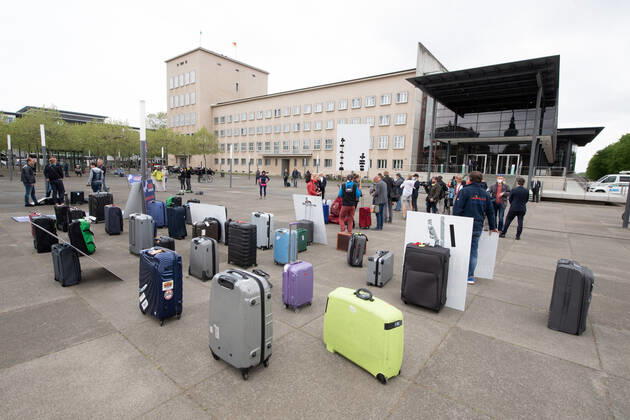 Coronavirus in Sachsen, Demo von Reiseunternehmern und Reiseveranstaltern in Dresden