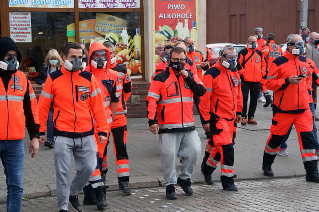 Coronavirus in Polen, Proteste von Sanitätern in Legnica