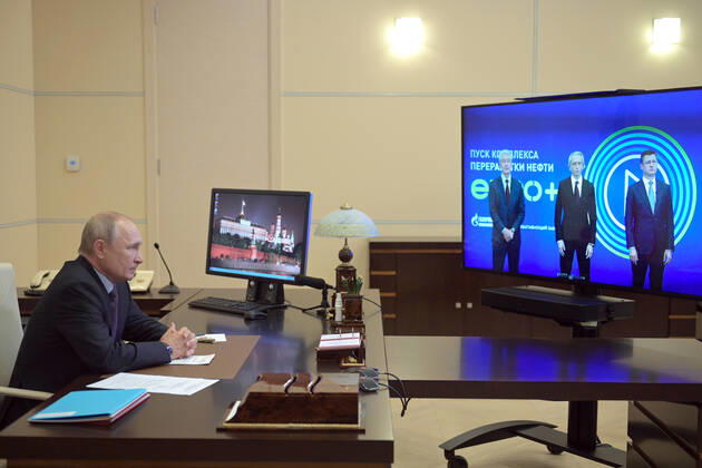 Russia, Vladimir Putin follows the Euro+ oil refinery opening ceremony via video conference