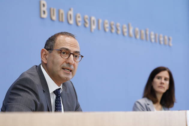 Berlin, Federal Press Conference, Topic: Child benefit