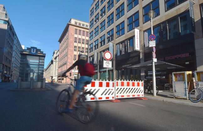 Berlin, closure for the campaign Autofreie Friedrichstraße