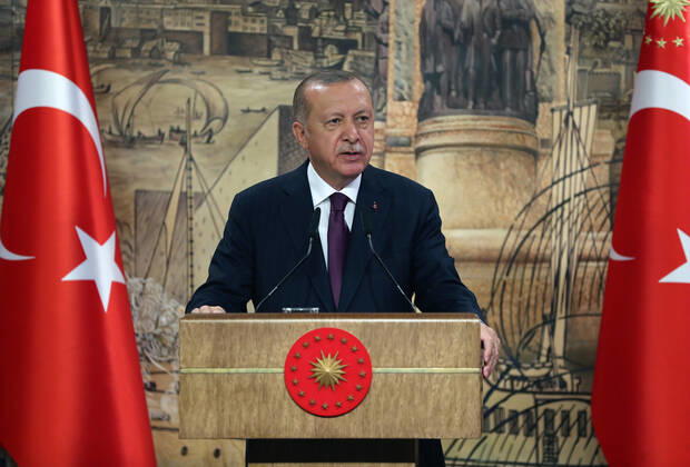 Turkey, President Erdogan announces in Istanbul the largest natural gas discovery in Turkish history