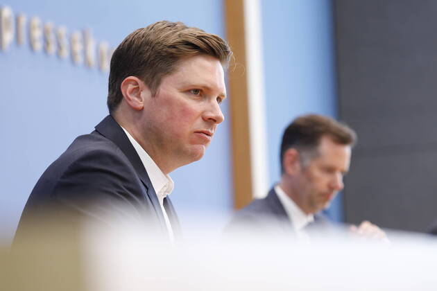 Berlin, Federal Press Conference: Topic of complaint against the solidarity surcharge