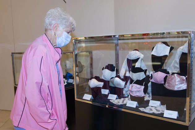 Coronavirus in the USA, Fashion Meets Mask exhibition in Dallas