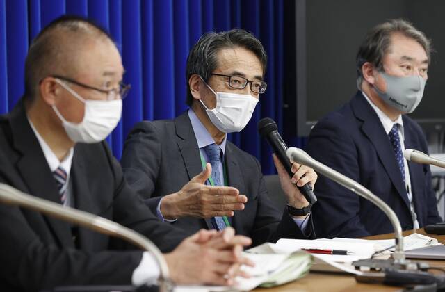 Japan, PK im Gesundheitsministerium in Tokio zu neuer Coronavirus-Variante