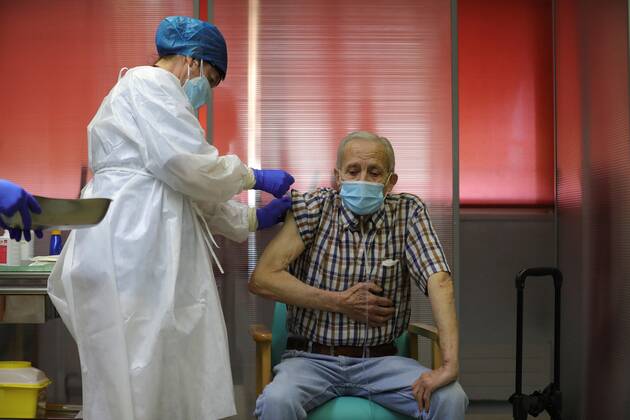Coronavirus in Spanien, Impfstart in Madrid