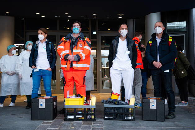 Coronavirus in Baden-Württemberg, Mobile Impfteams unterwegs in Stuttgart