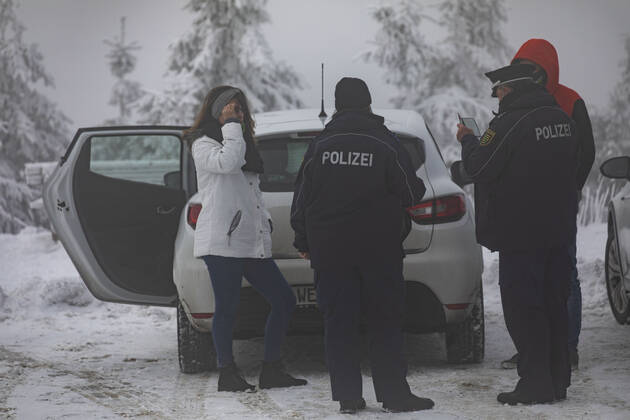 Coronavirus in Sachsen, Kontrollen der Polizei in Oberwiesenthal und am Fichtelberg
