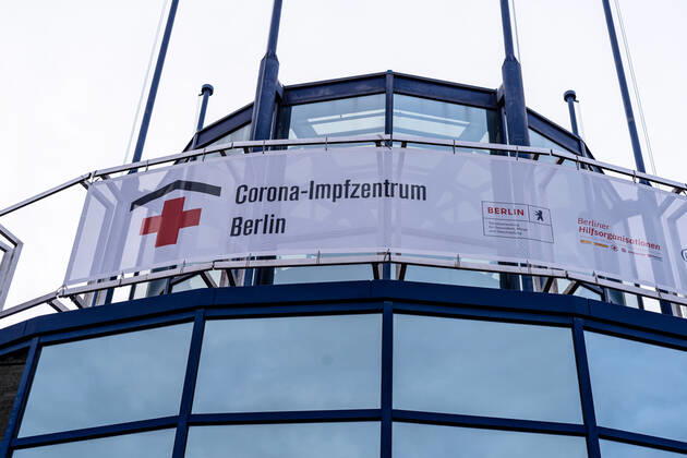 Coronavirus in Berlin, Impfzentrum Messe Berlin in Halle 21