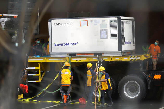 Coronavirus in Indonesien, Ankunft des Impfstoffes von Sinovac auf dem Flughafen in Jakarta