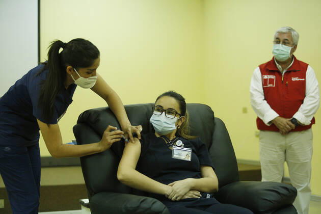 Coronavirus in Chile, Impfstart im Regional Hospital in Iquique