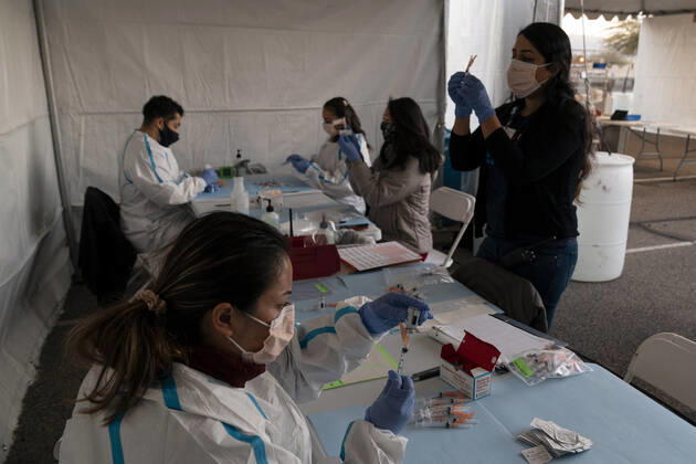 Coronavirus in den USA, Drive-in Impfzentrum in Tucson, Arizona