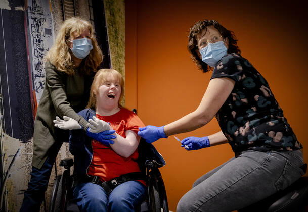 Coronavirus in den Niederlanden, Impfungen in Pflegeeinrichtungen in Monster