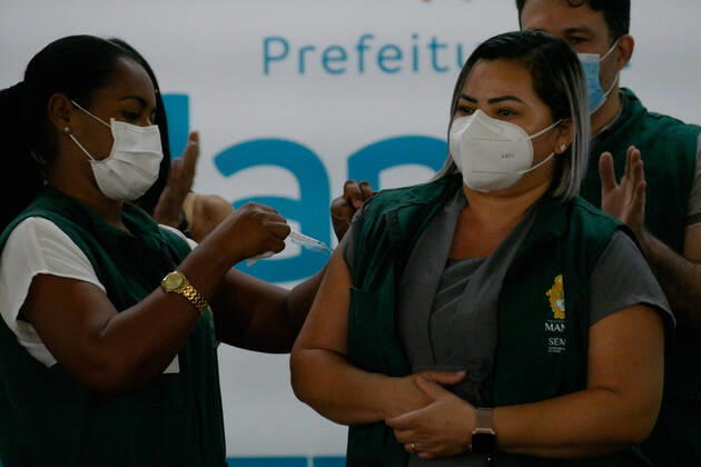 Coronavirus in Brasilien, Start der Impfkampagne in Manaus