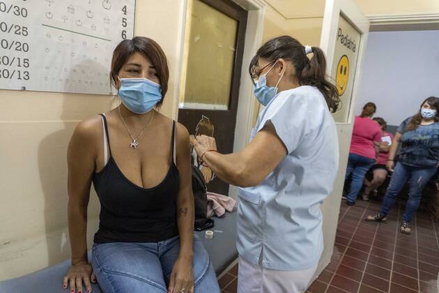 Coronavirus in Argentinien, Impfungen beginnen