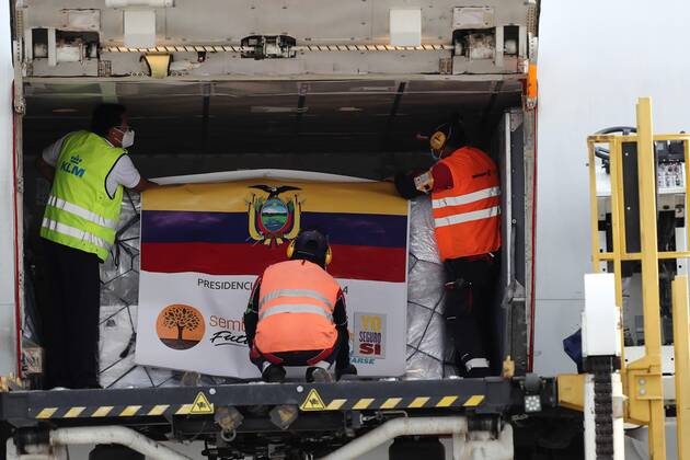 Coronavirus in Ecuador, Ankunft der ersten Impfstoff-Lieferung von Pfizer in Quito