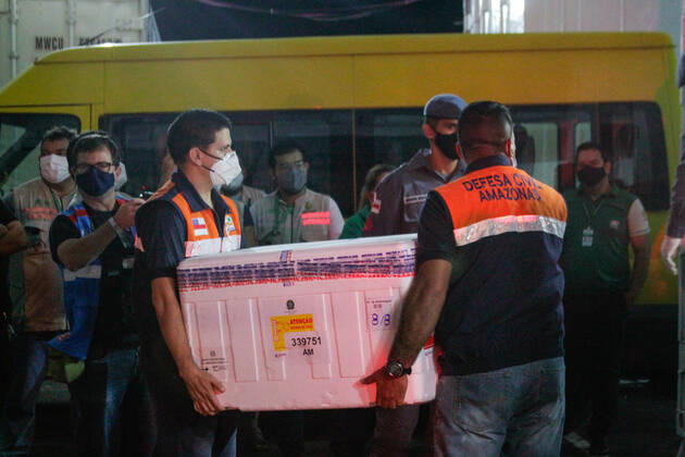 Coronavirus in Brasilien, Ankunft einer Impfstofflieferung in Manaus