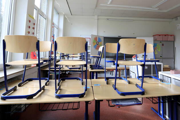 Coronavirus in NRW, Lockdown an der Gebrüder Grimm Schule in Meerbusch