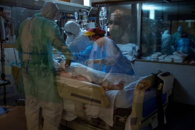Coronavirus in Spanien, Behandlung von Patienten im Ourense Hospital, Galicien