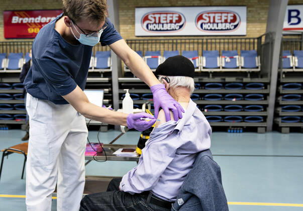 Coronavirus in Dänemark, Impfung in Broenderslev