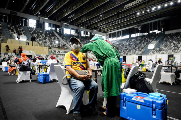 Coronavirus in Indonesien, Impfung in Jakarta