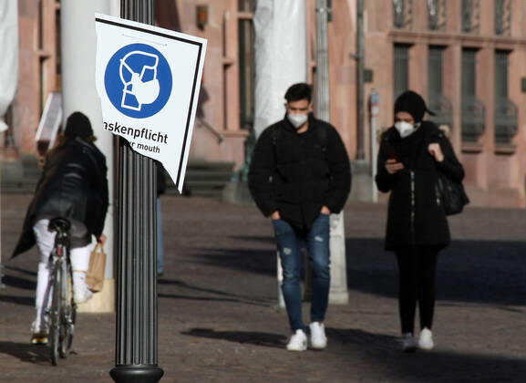 Coronavirus in Hessen, Maskenpflicht in Frankfurt am Main