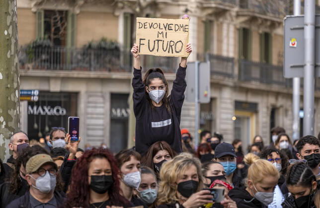 Coronavirus in Spanien, Proteste von Tänzerinnen in Barcelona