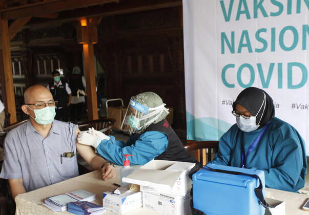 Coronavirus in Indonesien, Massenimpfung in Bogor