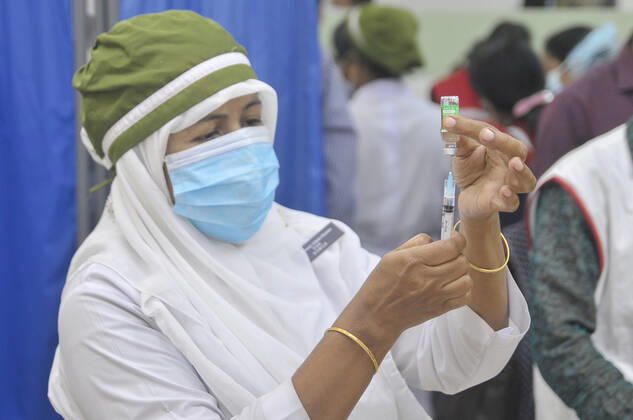Coronavirus in Bangladesch, Eindrücke aus Impfzentrum in Sylhet