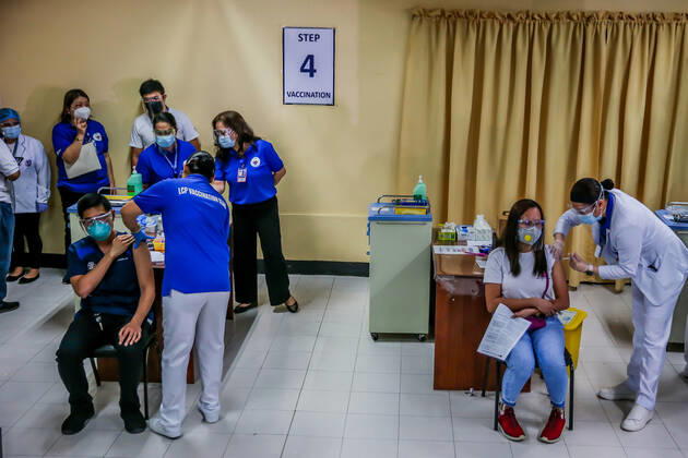 Coronavirus auf den Philippinen, Impfzentrum in Manila