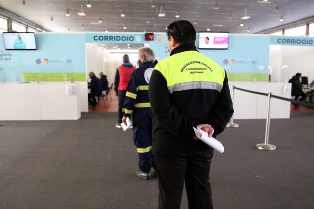 Coronavirus in Italien, Impfzentrum in Palermo