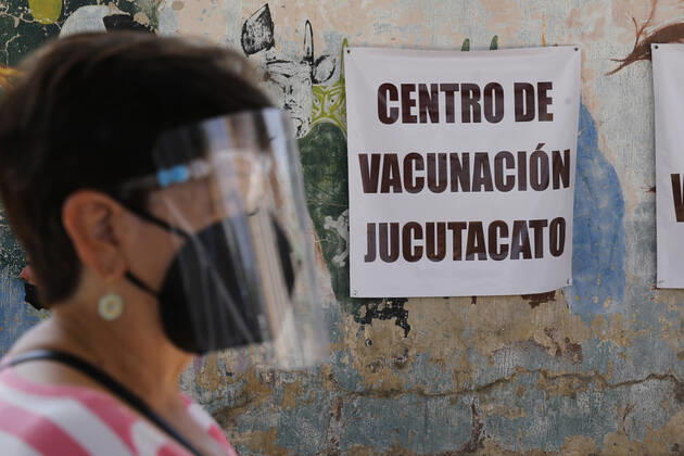 Coronavirus in Mexiko, Impfzentrum in Uruapan