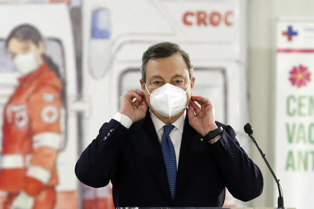 Coronavirus in Italien, Mario Draghi besucht Impfzentrum in Fiumicino