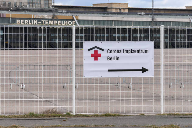 Coronavirus in Berlin, Impfzentrum Flughafen Tempelhof