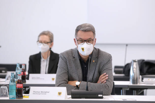 Coronavirus in NRW, Dortmunder Verwaltungsvorstand will Schulen ab sofort wieder schließen
