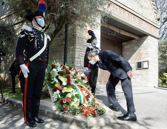 Coronavirus in Italien, Mario Draghi bei Gedenken an Corona-Tote in Bergamo