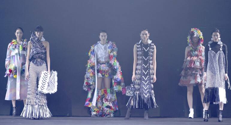 China Fashion Week - Fashion show in the competition for young designers