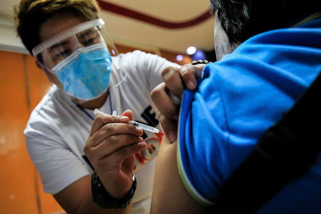 Coronavirus auf den Philippinen, Impfzentrum in Manila
