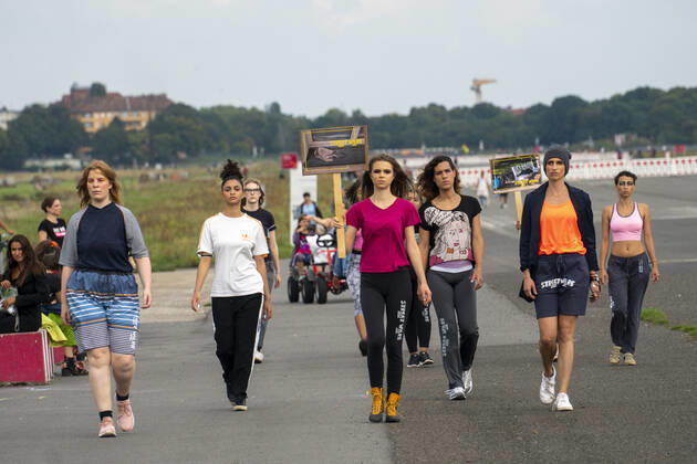 Berlin Fashion Week, Streetware Cat Walk on Tempelhofer Feld