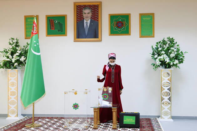 Turkmenistan, Vorzeitige Stimmabgabe bei den vorgezogenen Präsidentschaftswahlen 2022