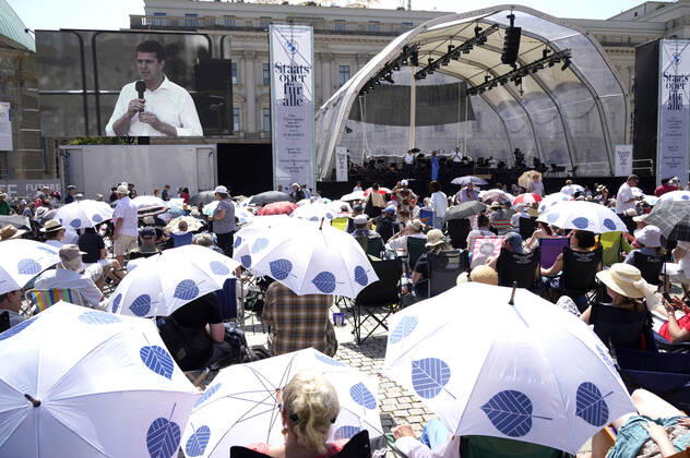 Berlin, Staatsoper für alle 2022 Konzert auf dem Bebelplatz