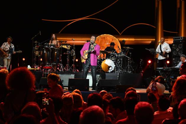 Jazz a Juan Festival, George Benson Concert
