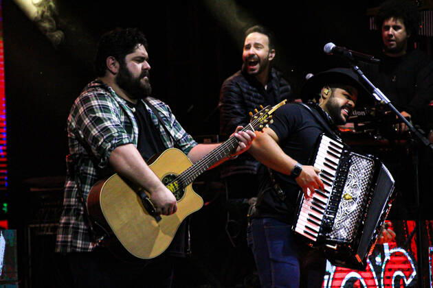 Cesar Menotti and Fabian Concert in Santo Antonio