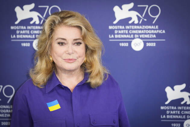 Filmfestspiele in Venedig, Catherine Deneuve Photocall - Verleihung Goldener Löwe Lebenswerk