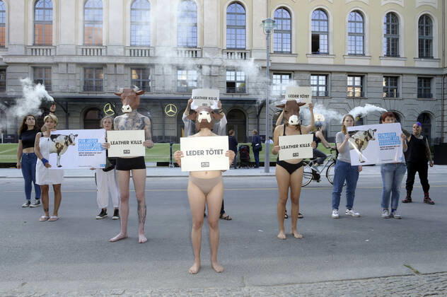 Berlin, PETA protest against Berlin Fashion Week
