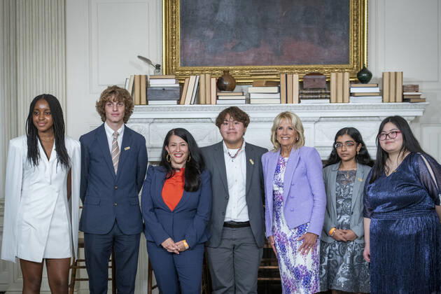 USA, Jill Biden begrüßt Class of 2022 National Student Poets in Washington