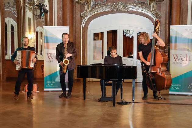 Munich, World Music in the Sibersaal at the Deutsches Theater