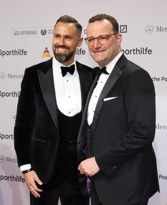 Jens Spahn und sein Ehemann sind Eltern geworden, Archivbilder
